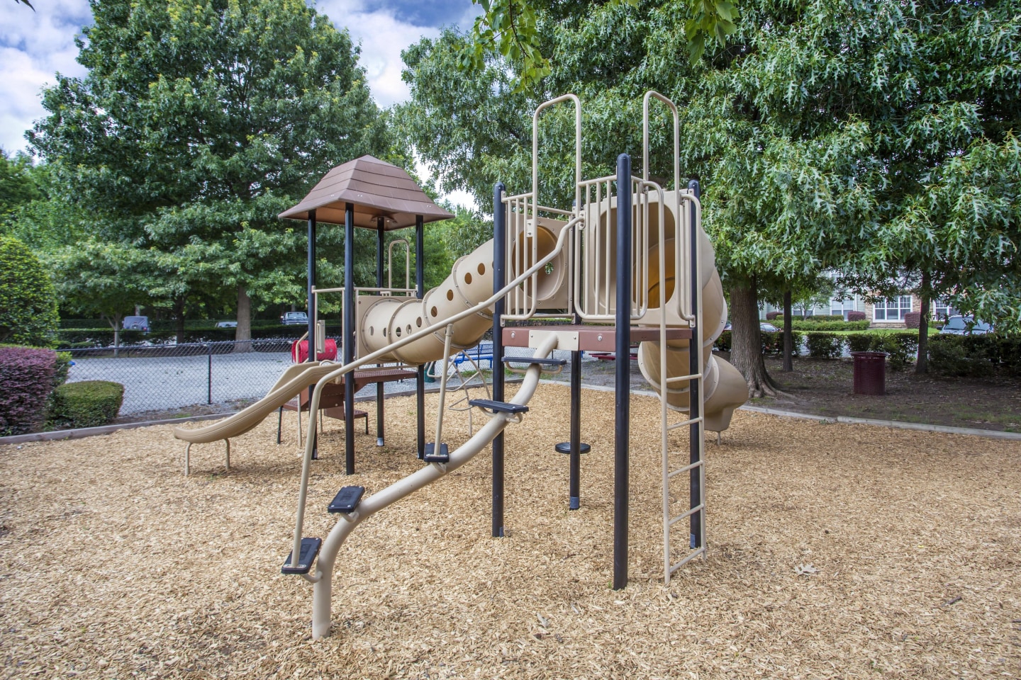 Hideaway at Greenbrier Luxury Apartments Image 36