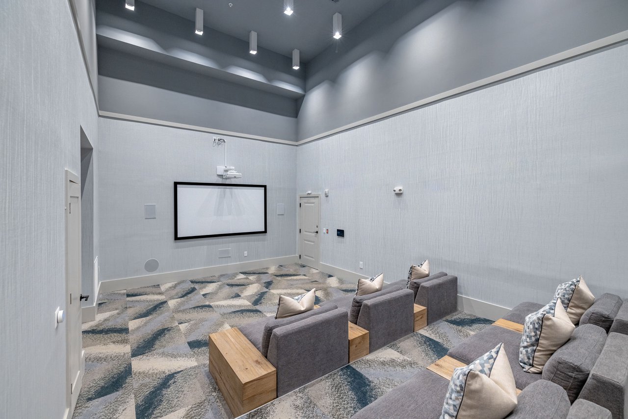 Botanic Luxury Apartments Image 57