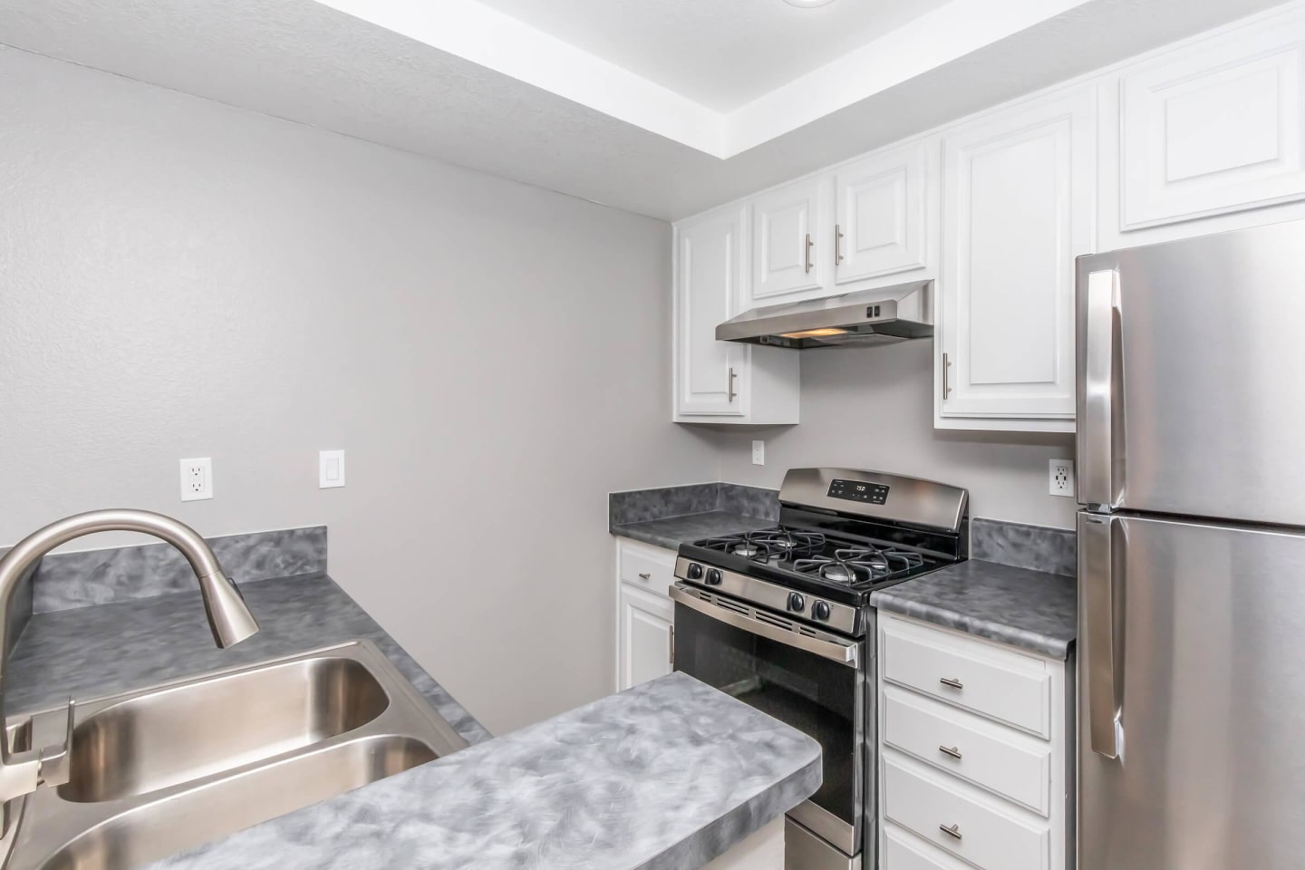 Palm Court Apartment Homes Image 22