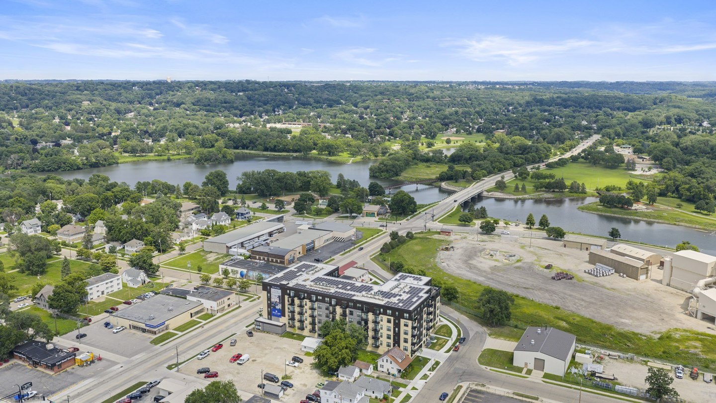 Silver Lake Crossing Image 14