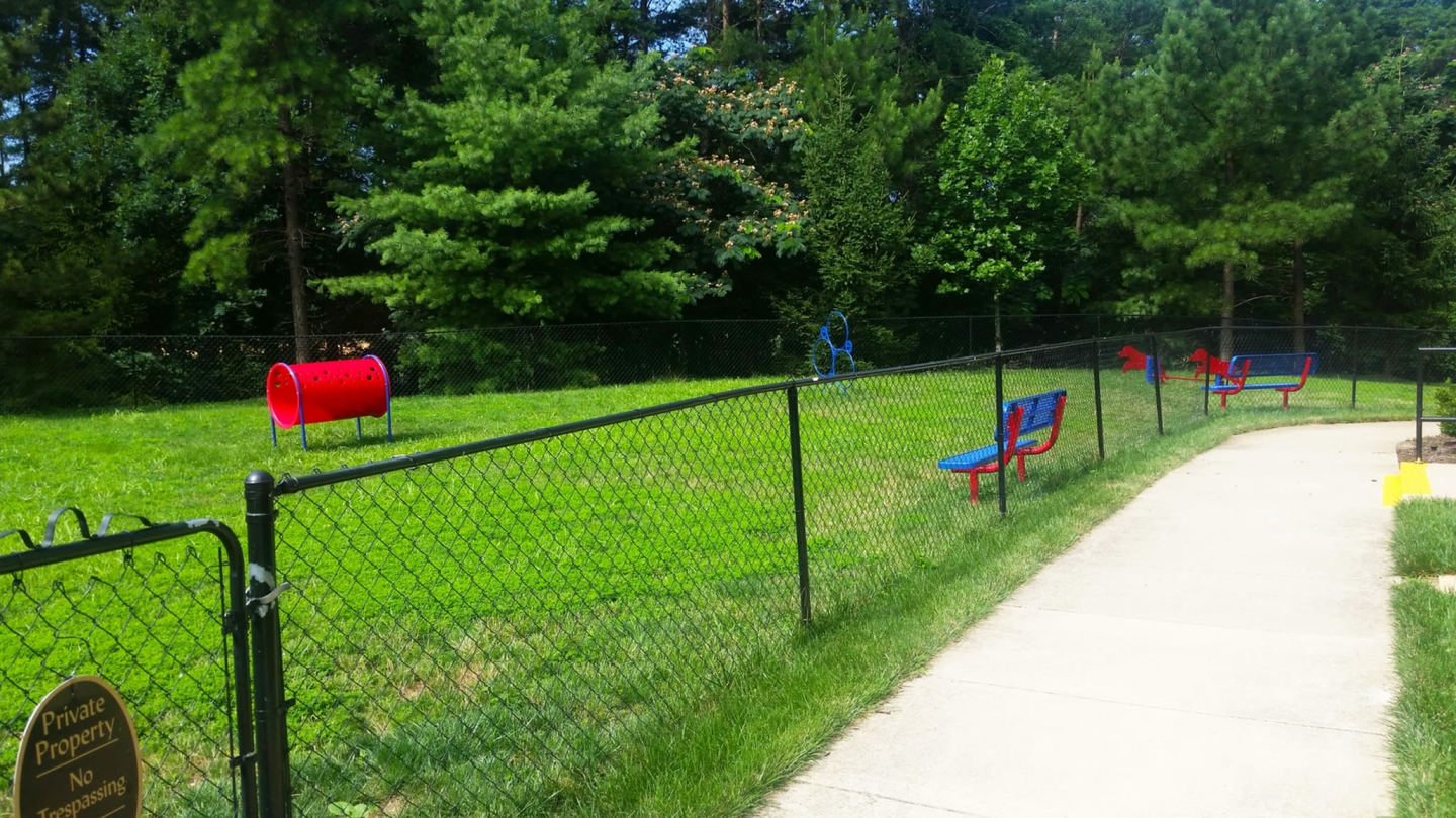 Senior Housing - Manchester Lakes Apartment Homes Image 33
