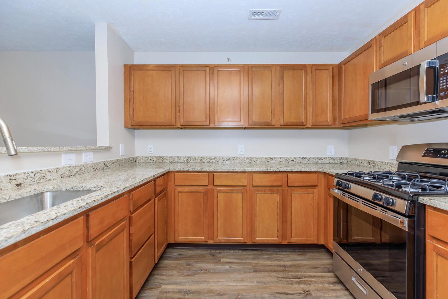 Pebblebrook Apartments Image 30