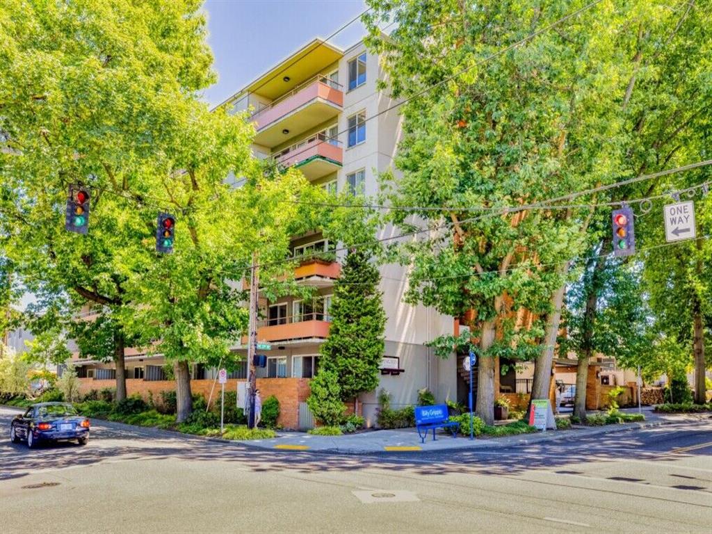 The Irvington Apartments Image 1