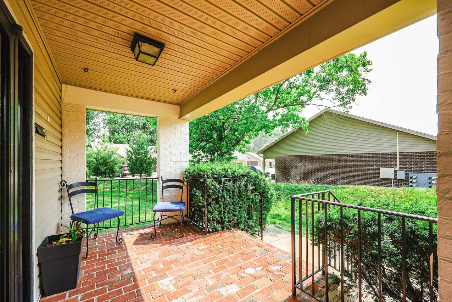 Oakmont Flats Image 32