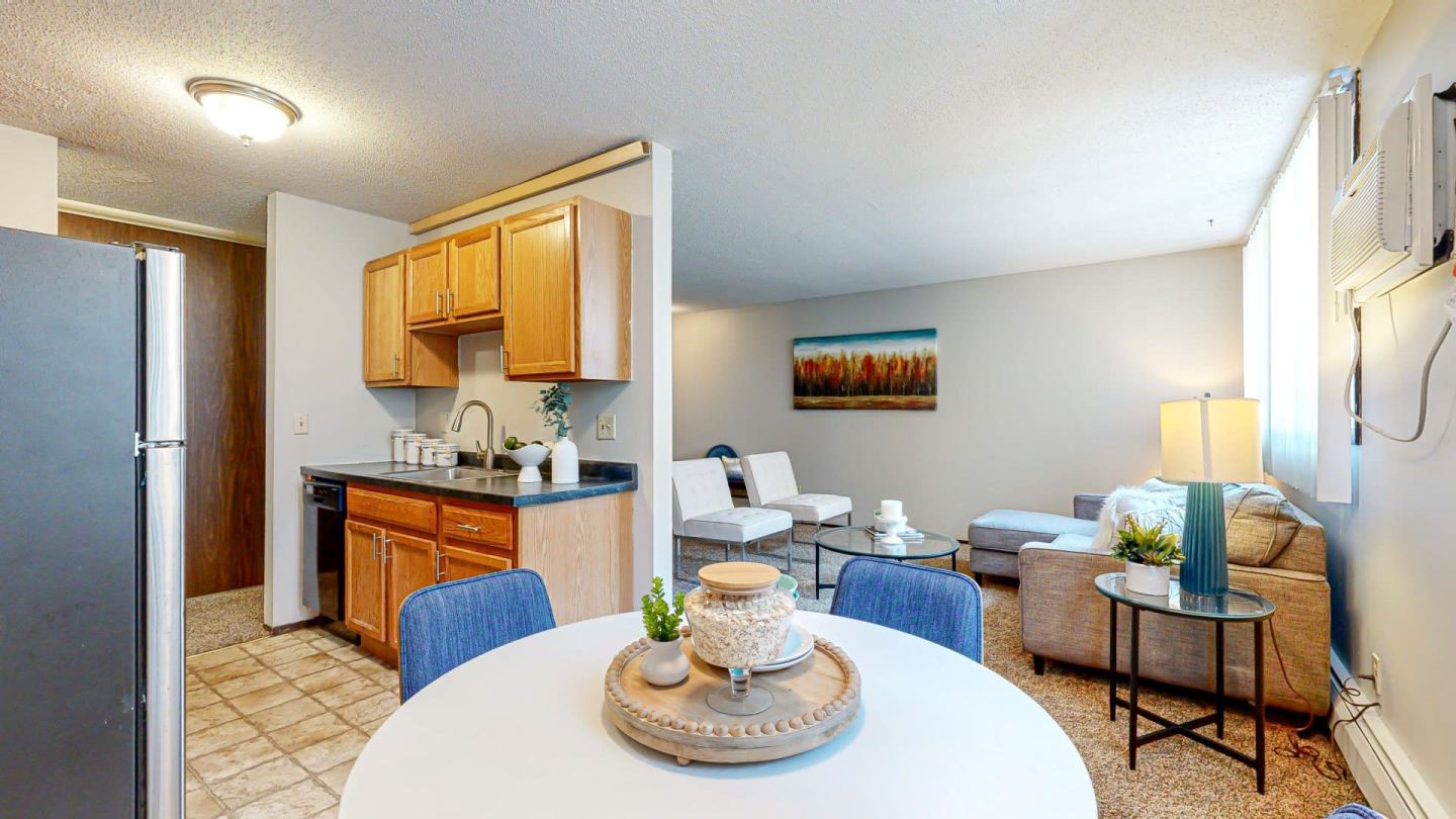 624 Huron Image 3