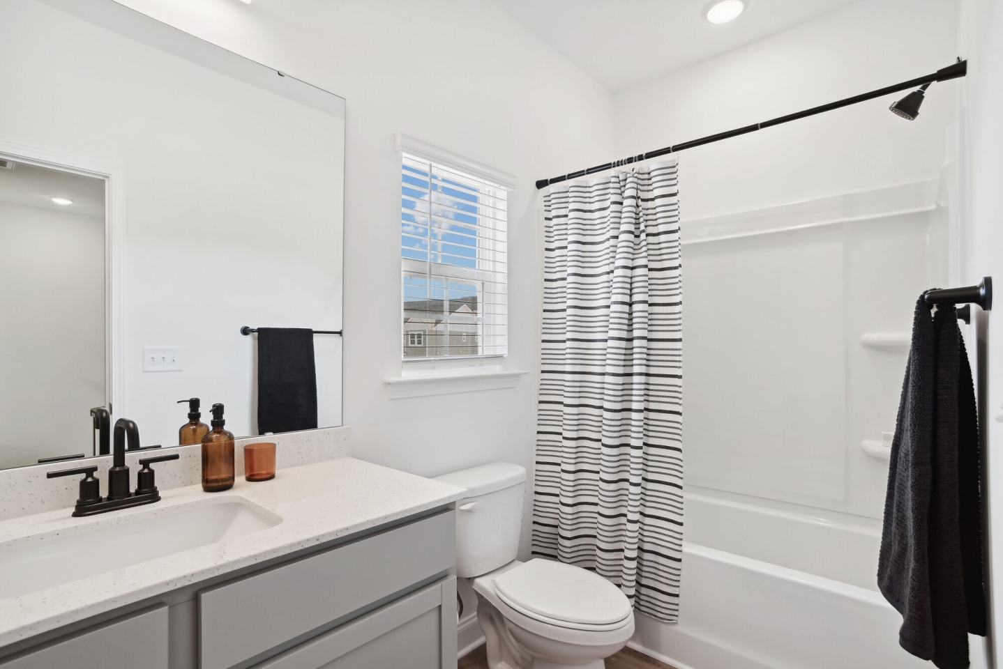 Avery Place Townhomes Image 11