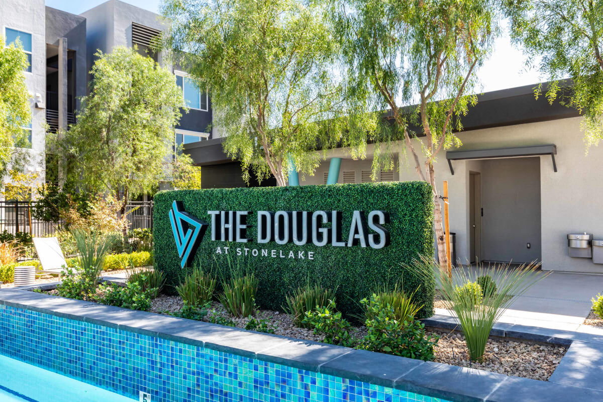 The Douglas at Stonelake Image 1