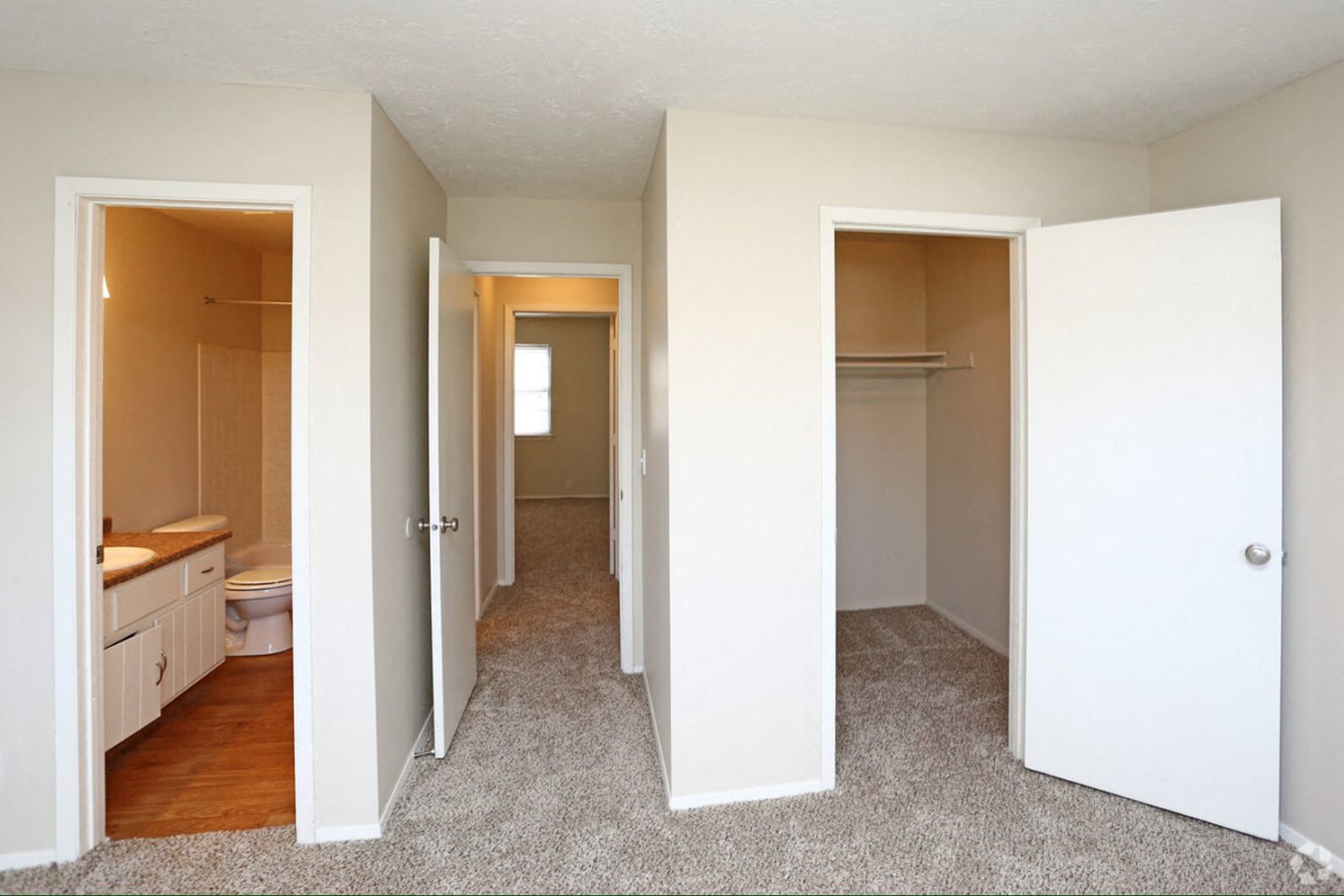 Terrace Garden Townhomes Image 30