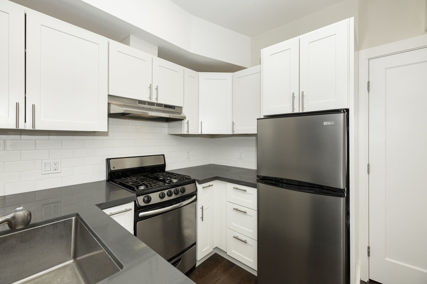 1445 Mason Street Image 4