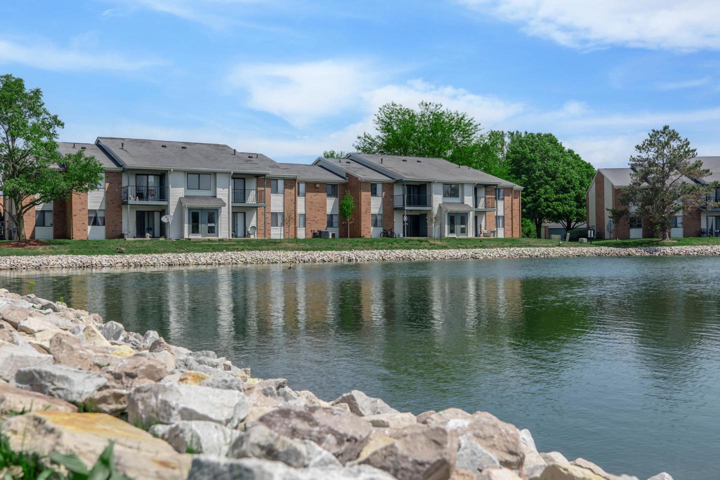 Lakeview Apartments Image 8