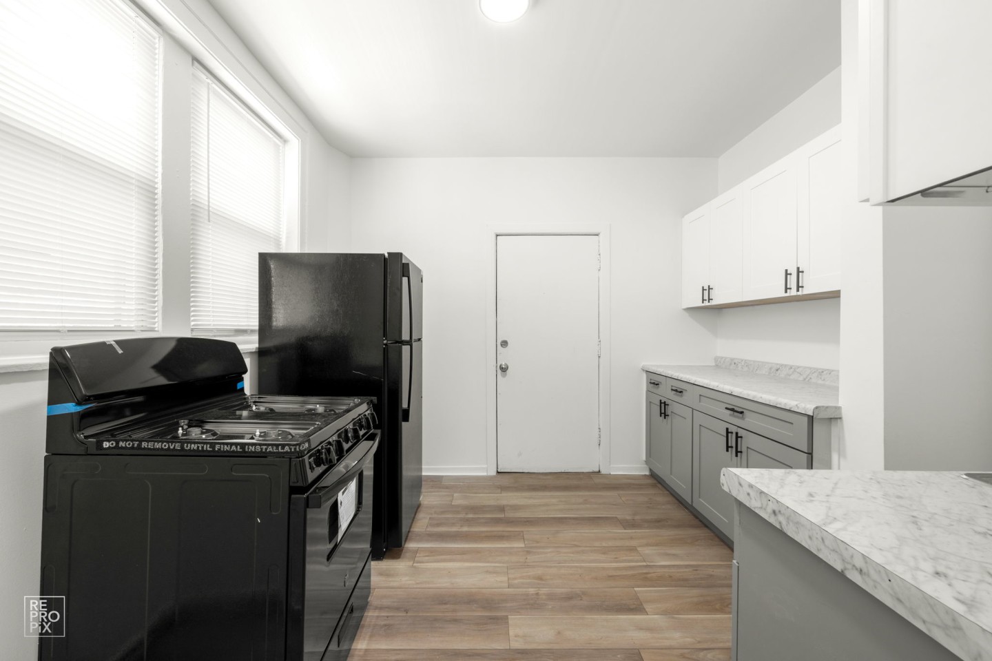 7930 S Ingleside East Chatham Apartments Image 1