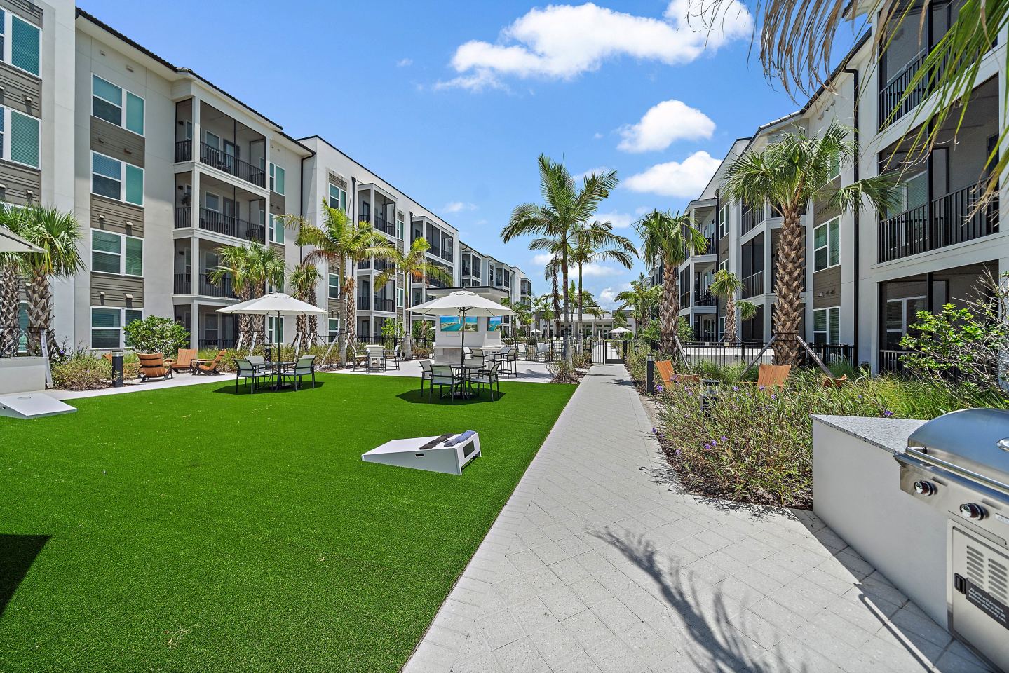 Mira at Palmer Ranch- 55+ Active Living Community Image 14