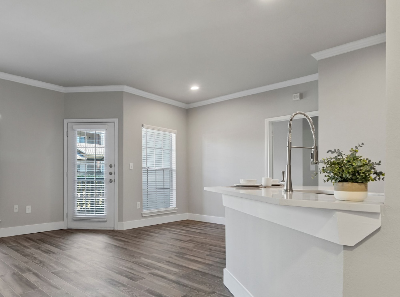 Charleston Apartment Homes Image 14