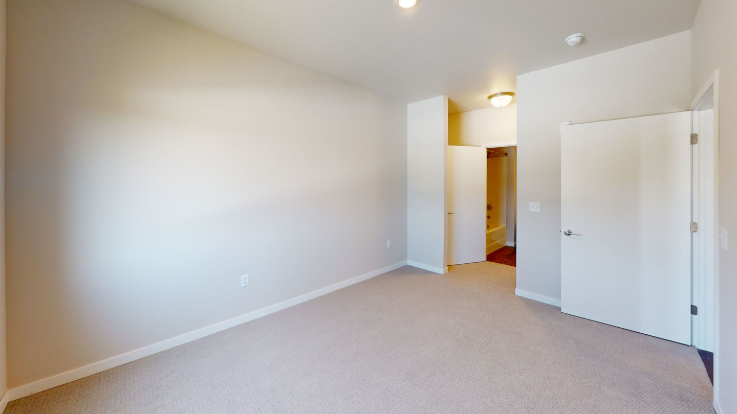 Boulevard Apartments & Townhomes Image 22