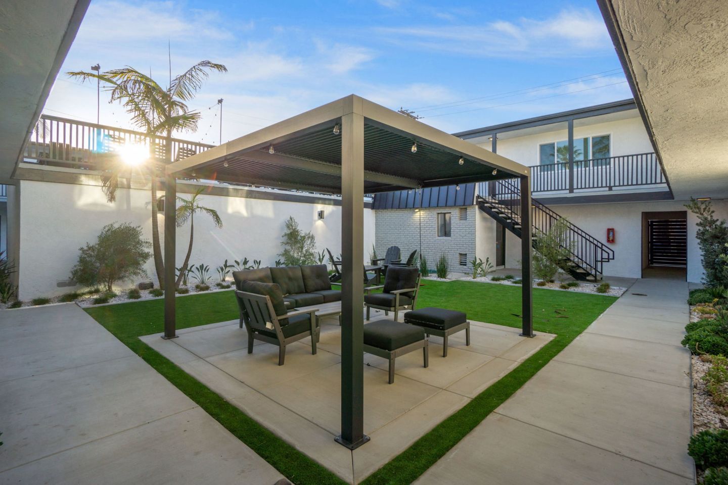 Ocean Breeze Terrace Image 29