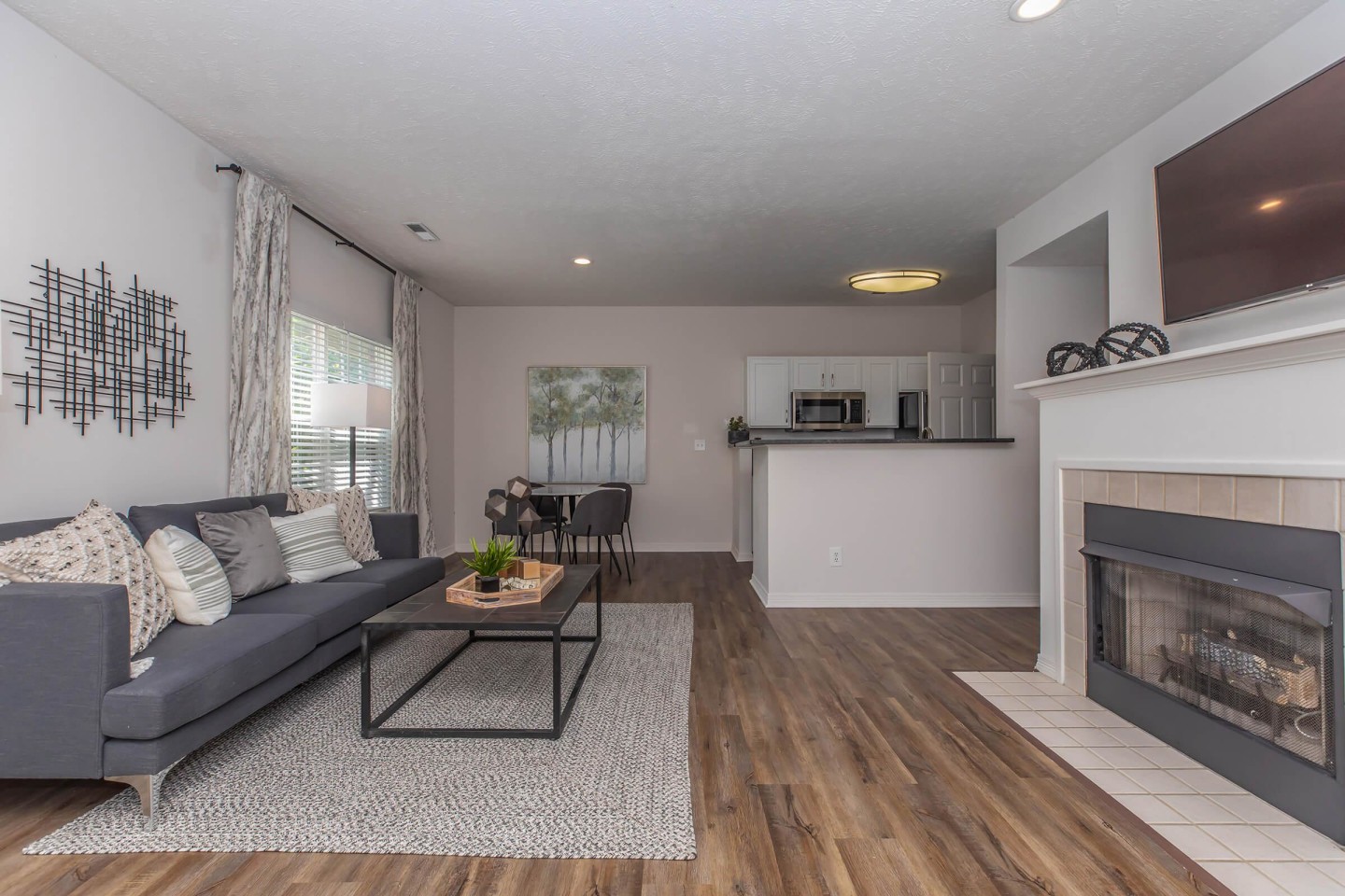 The Residence At Barrington Apartments Image 29
