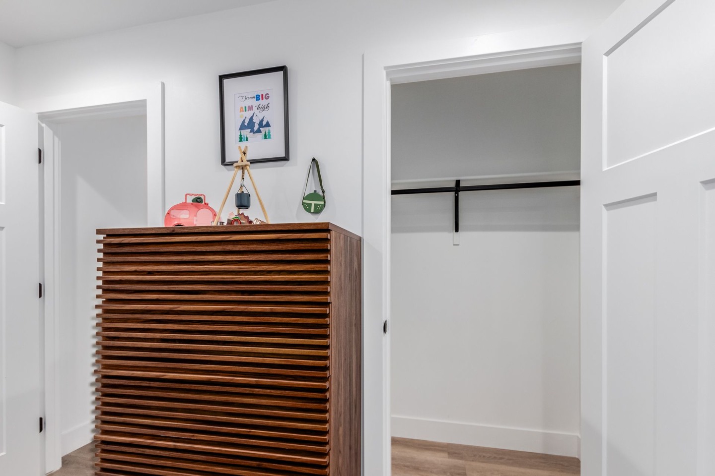 CJ Luxury Townhomes Image 41