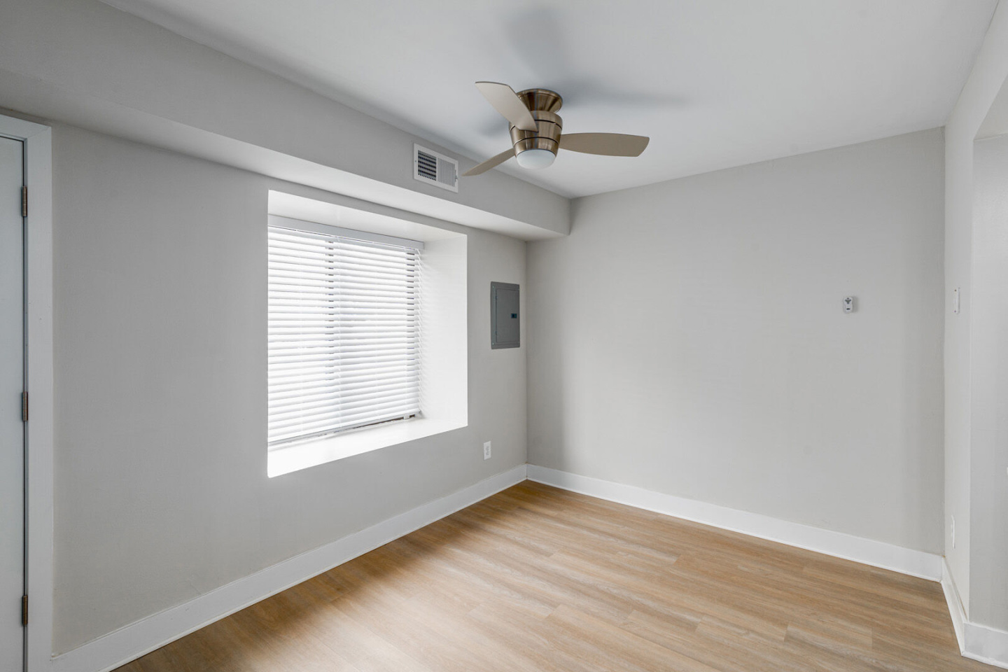 Buckingham Place Townhomes Image 20