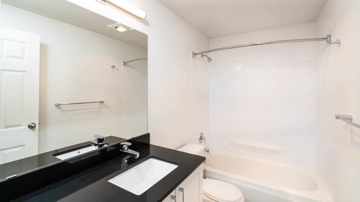 Redmond Court Image 12