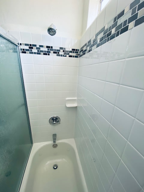 247 S. Normandie. Image 13