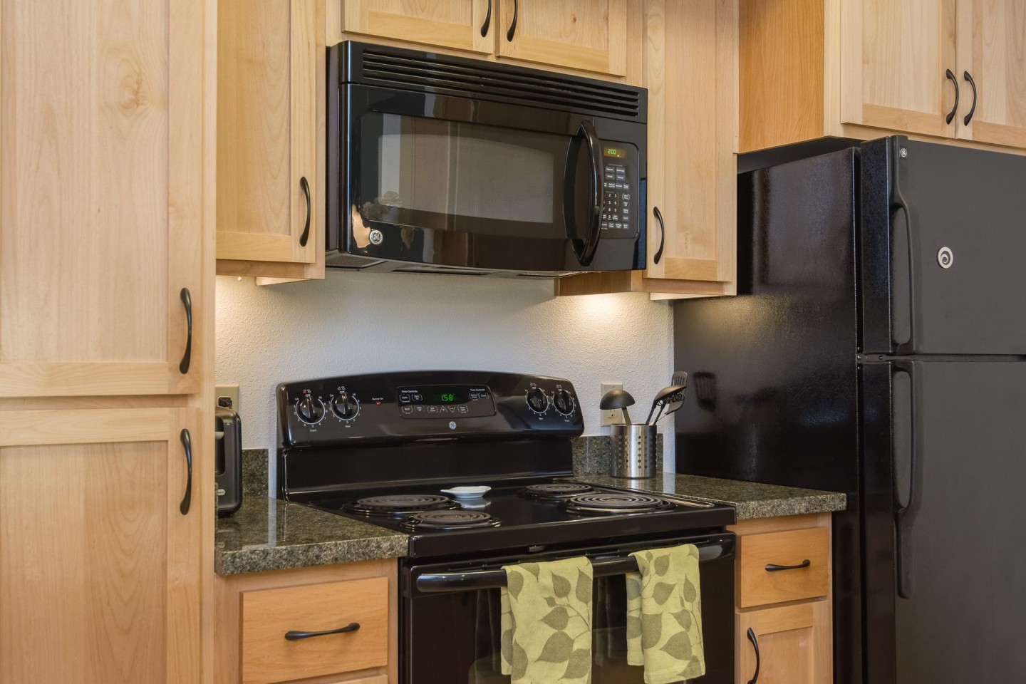 Crescent Village Image 14