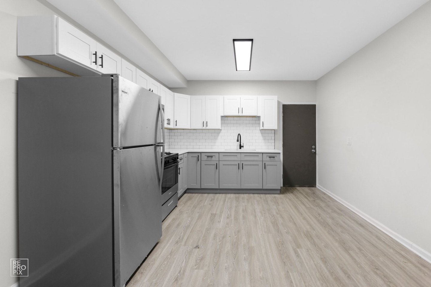 7316 S Jeffery Blvd Image 1