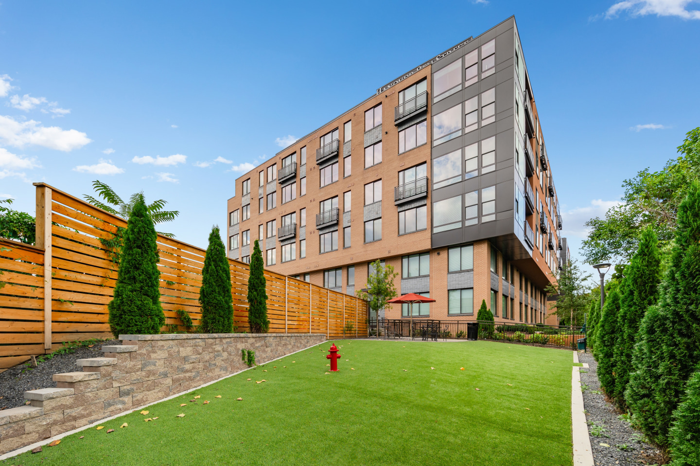 Hanover 8th Street Image 11