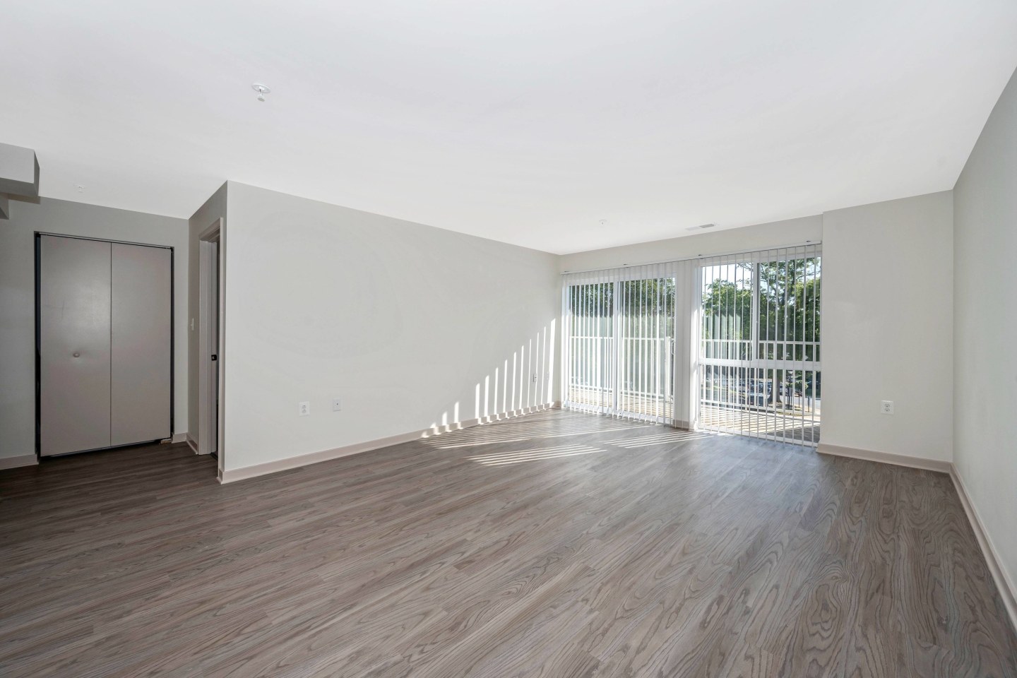 Hilltop Apartments Image 20