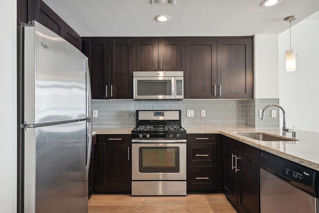 1111 Wilshire Image 5