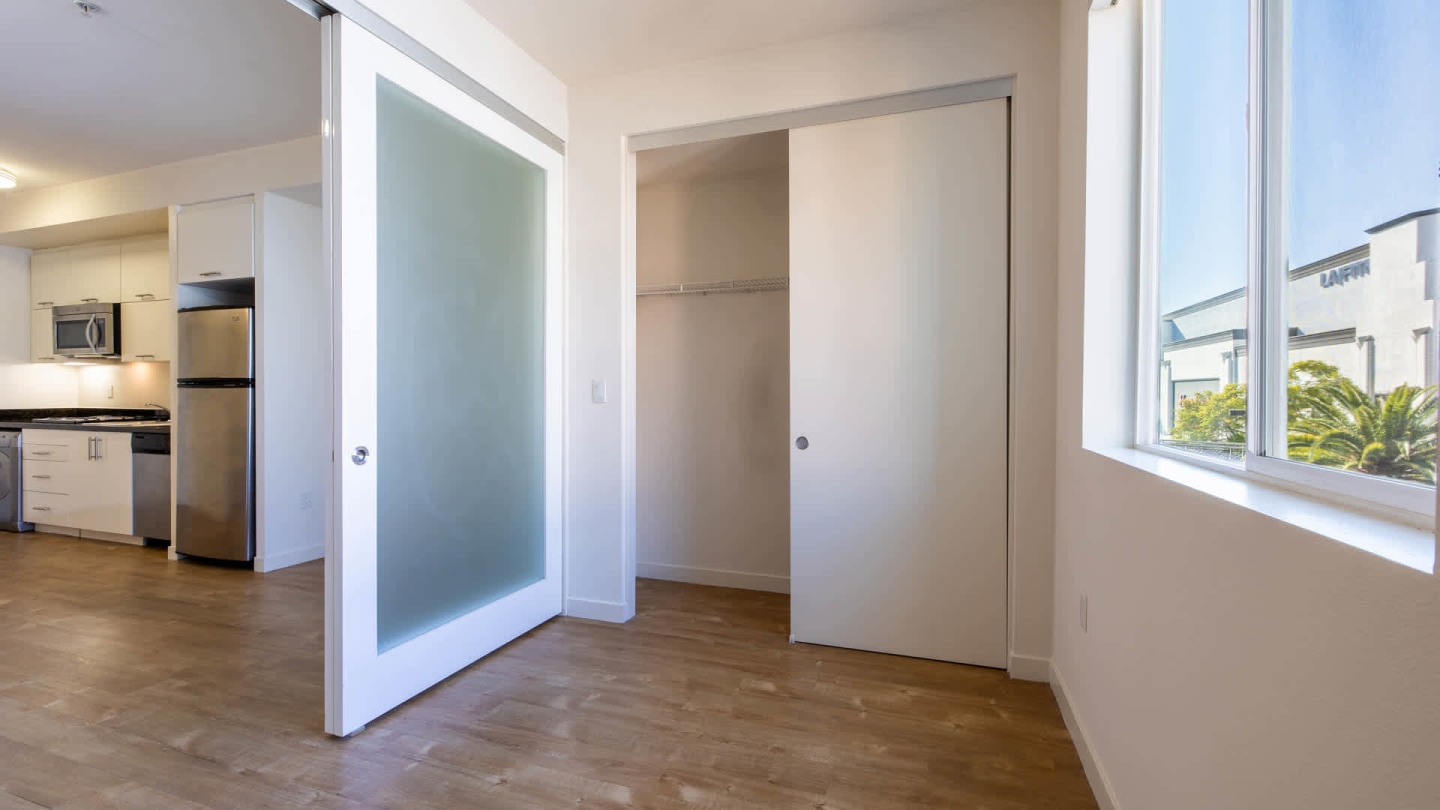 Eleve Lofts and Skydeck Image 15