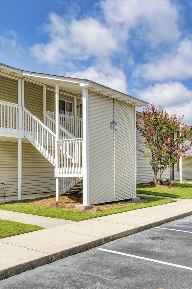 Affordable Housing - Patriot Point Apartment Homes Image 13