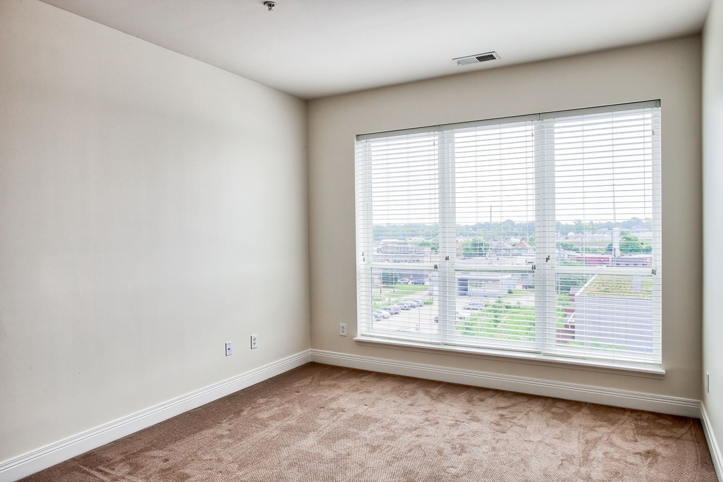 The Maxwell Apartments Image 6