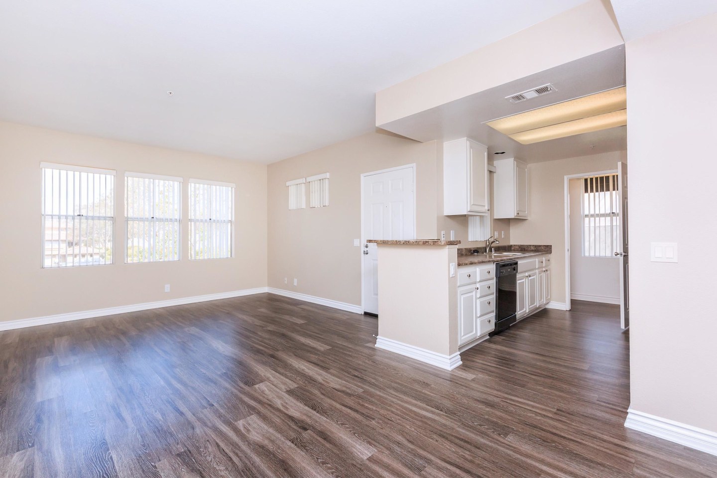 Villas Antonio Apartment Homes Image 35