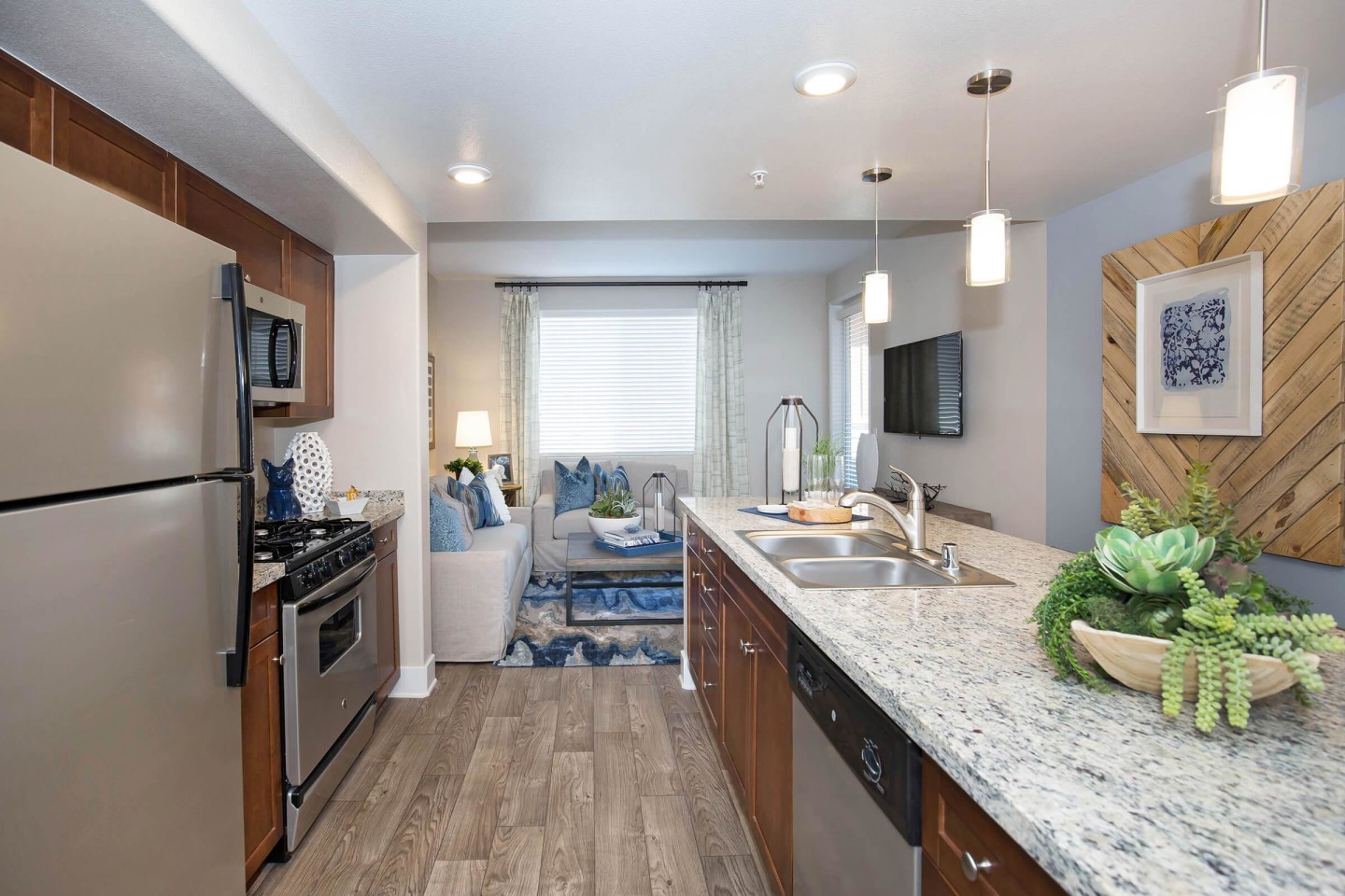Sendero Gateway Apartment Homes Image 12