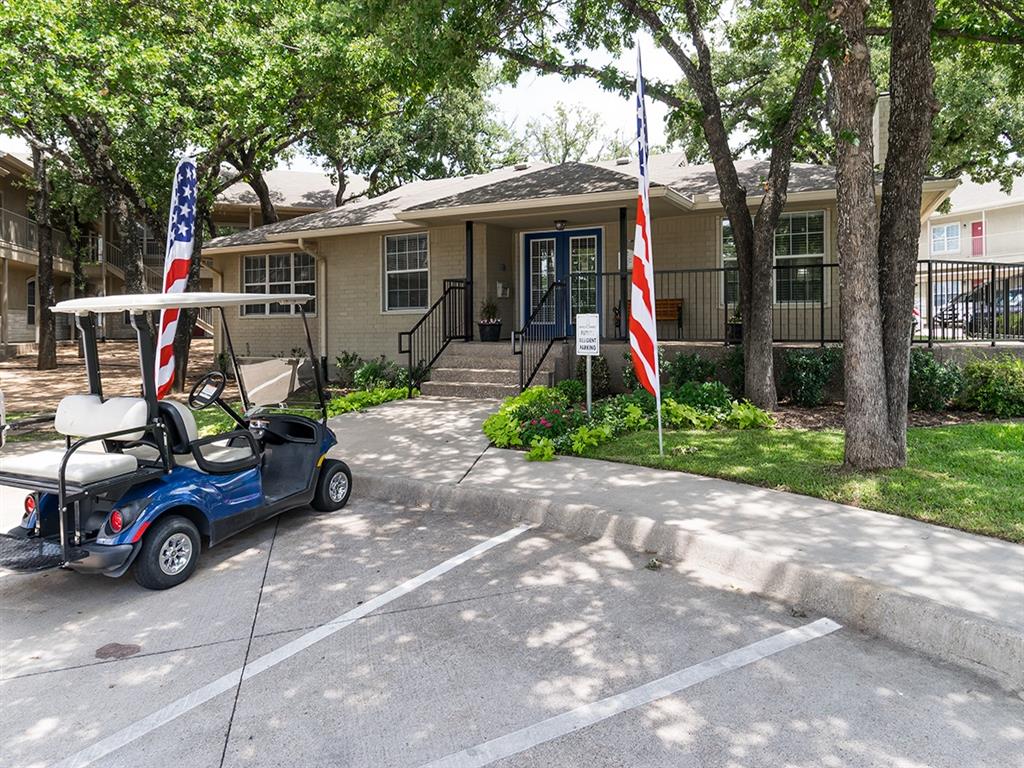 Residences at Holly Oaks Image 24