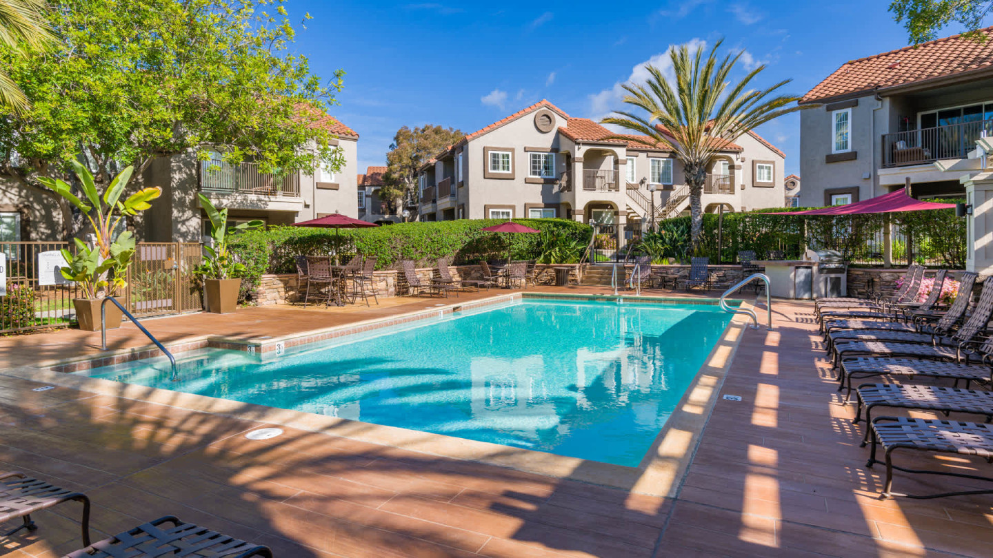 The Village at Del Mar Heights Image 16