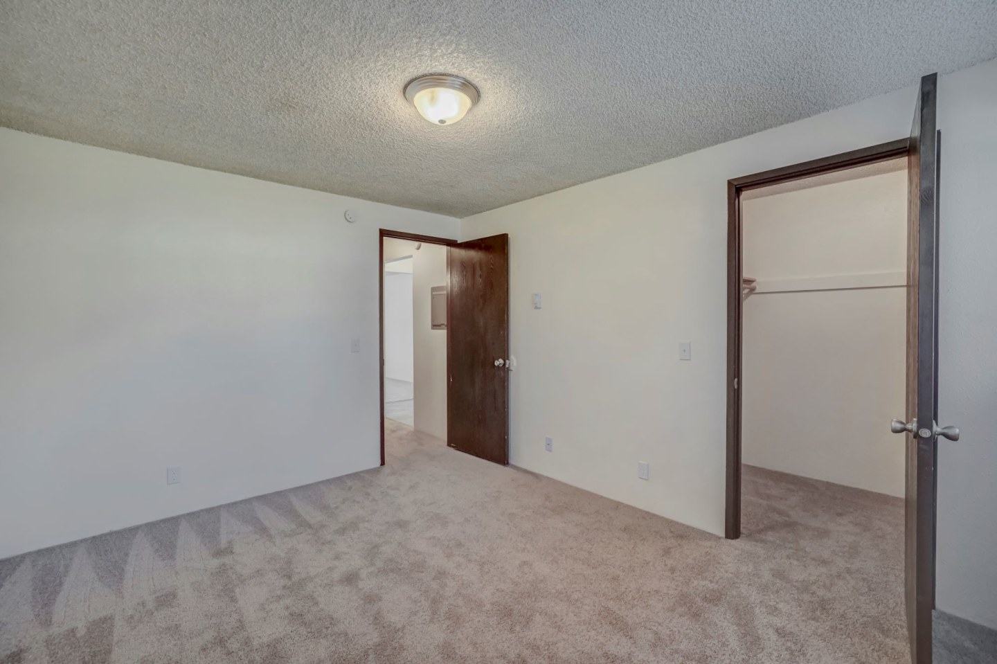 Sequoia Apartments Image 21