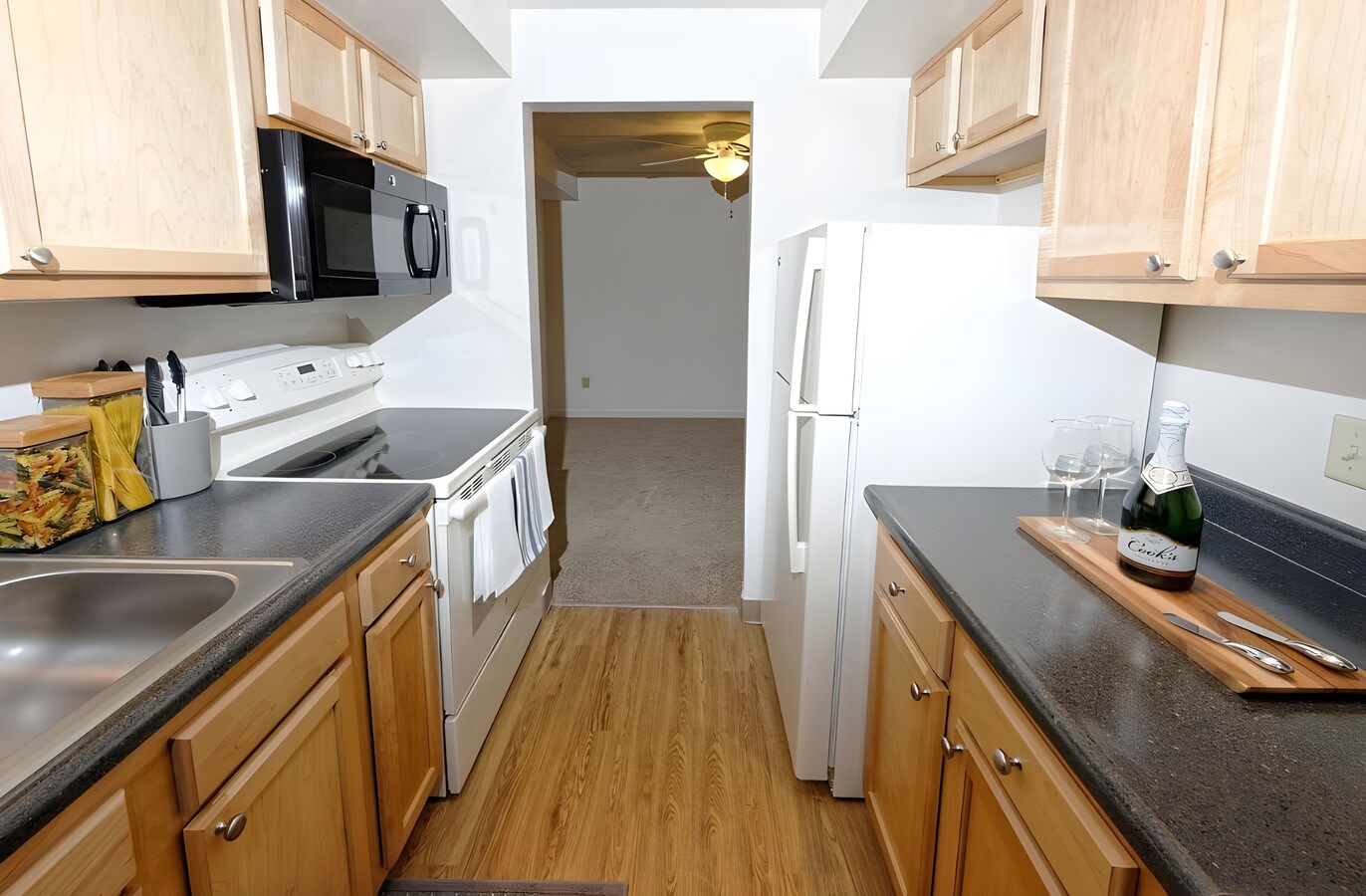 French Court Apartments Image 4