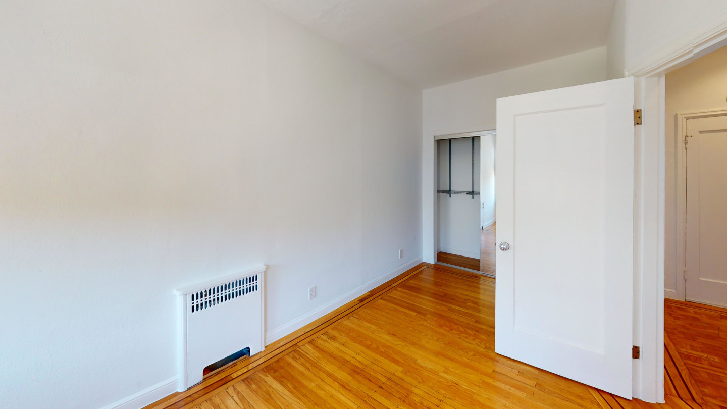 915 Pierce Image 4