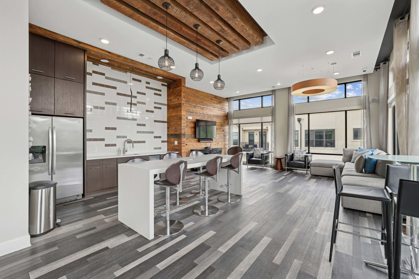 Bell Buckhead West Image 16