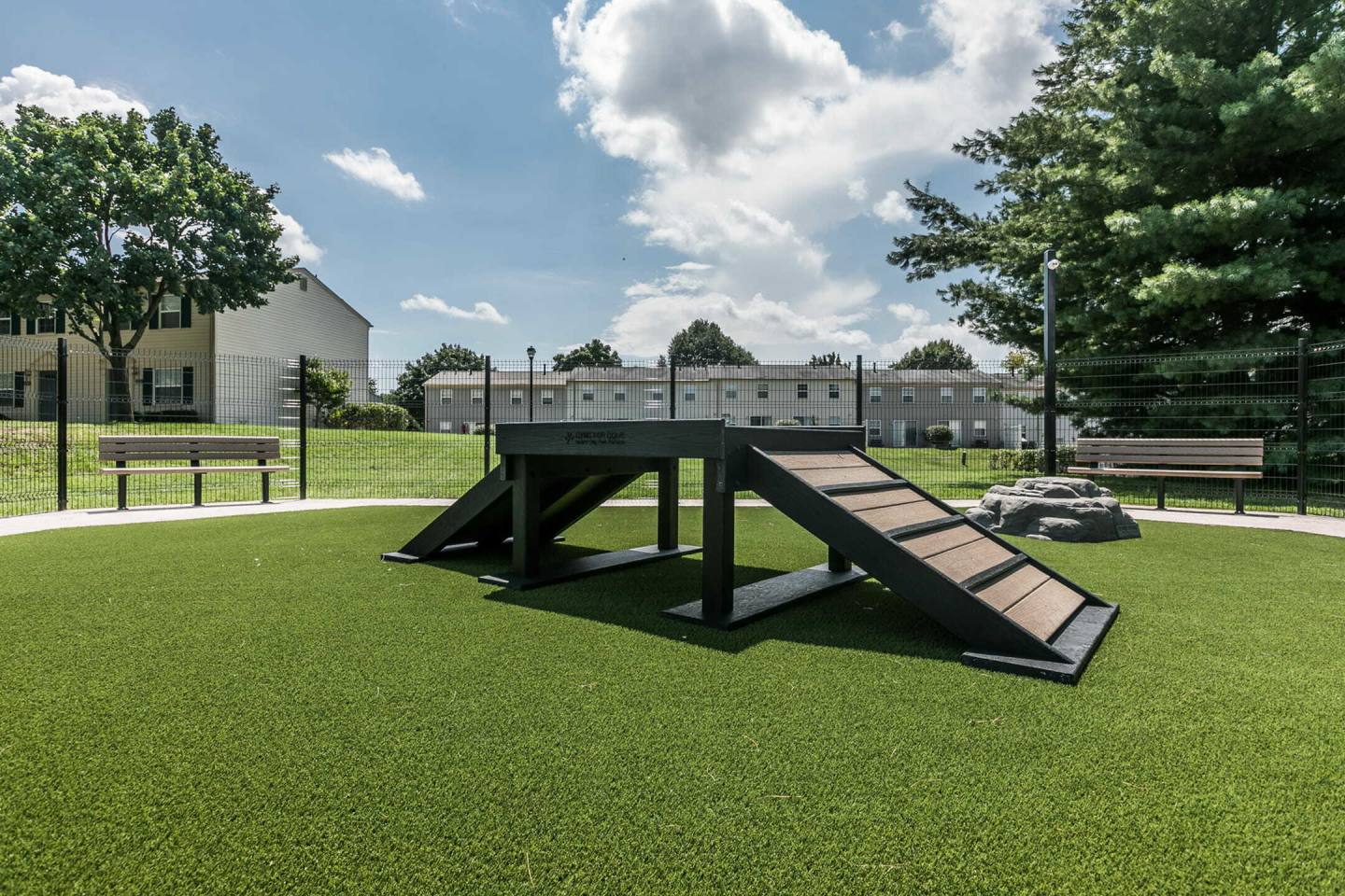 Lake Village Townhomes Image 14