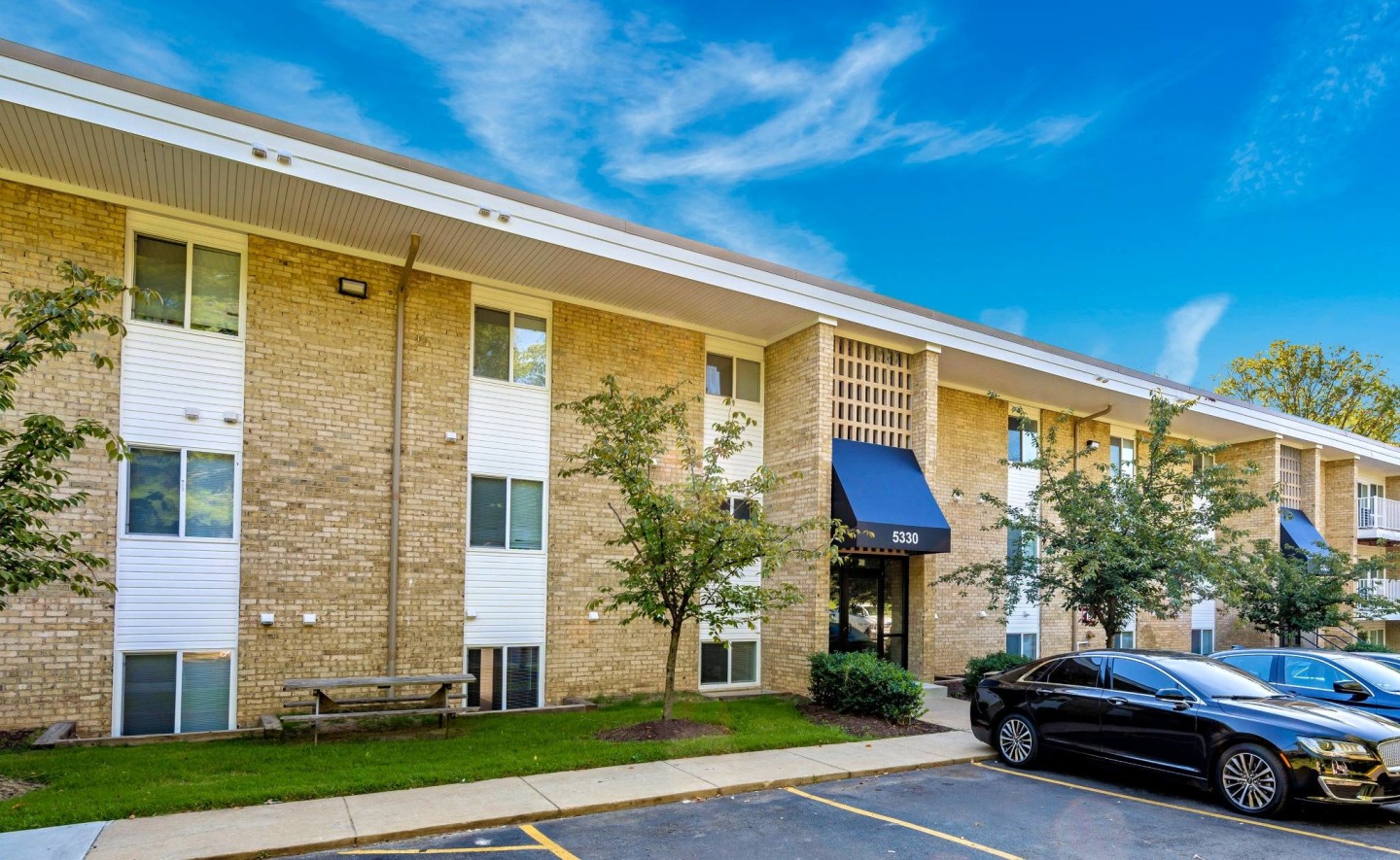 Hilltop Apartments Image 7