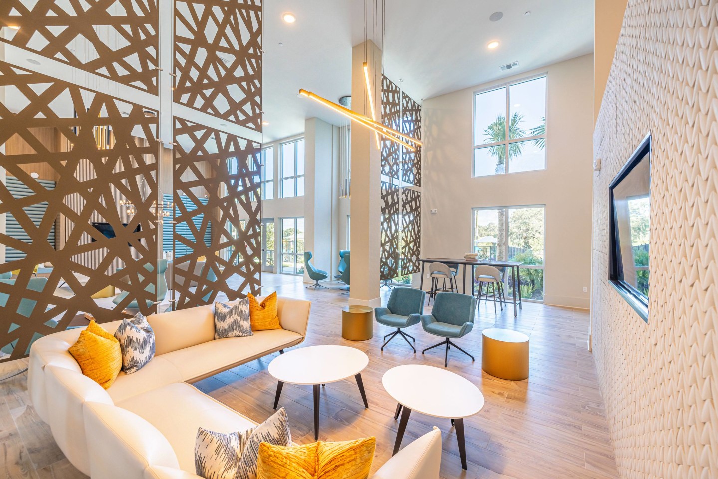 The Parian Luxury Apartments Image 9