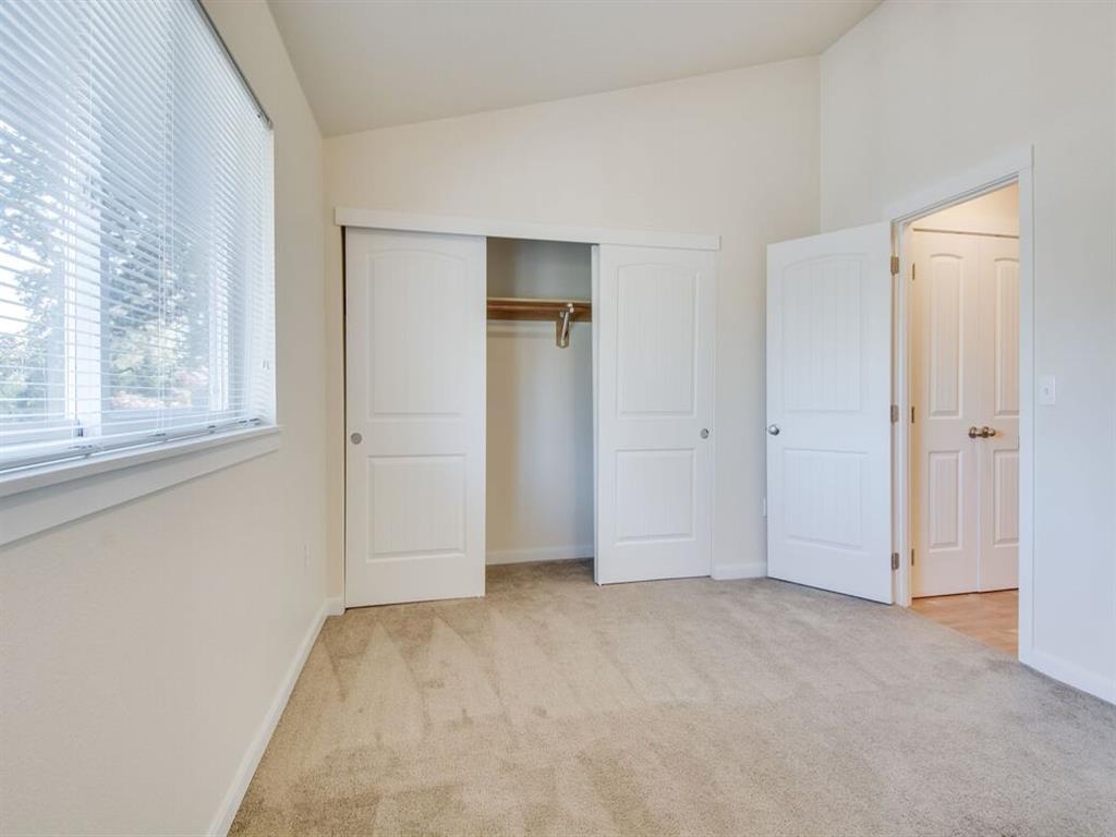 Cascade Woods Apartments Image 14