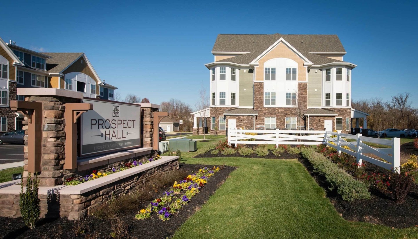 Prospect Hall Apartments Image 19