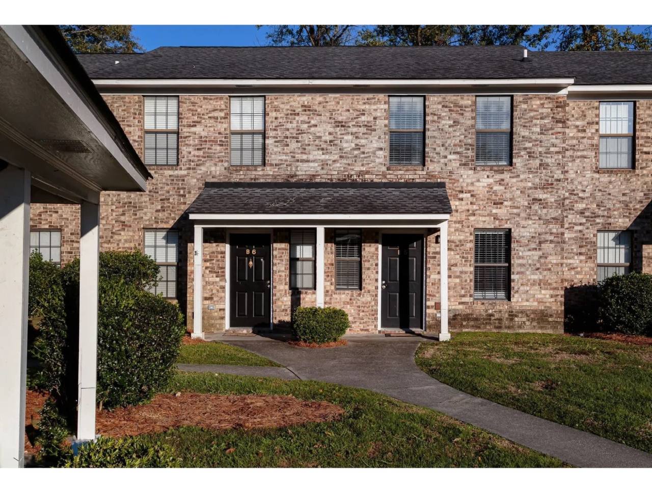 Plantation Flats Image 9