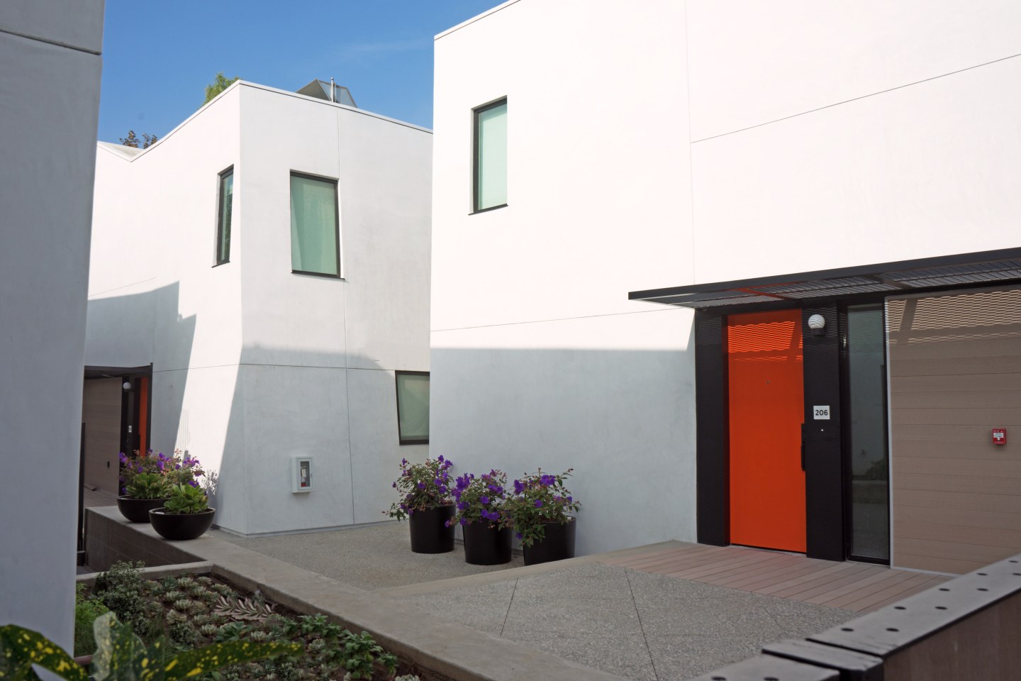 810 Ashland Image 13