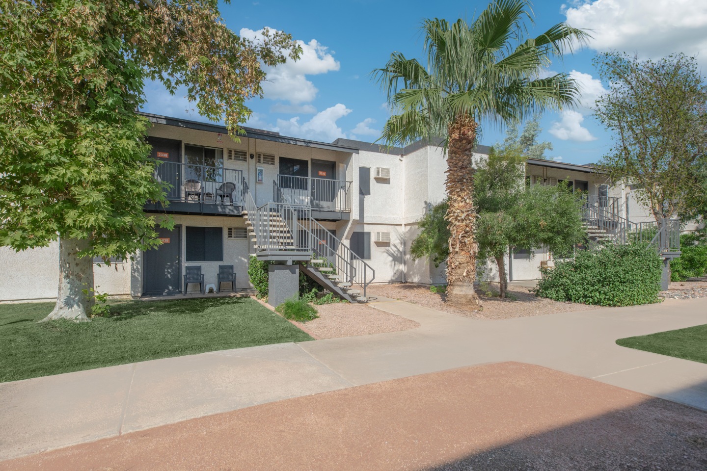 Desert Gardens Apartment Community Image 23