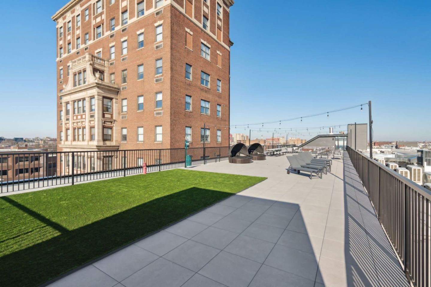 720 Thompson Street Image 24