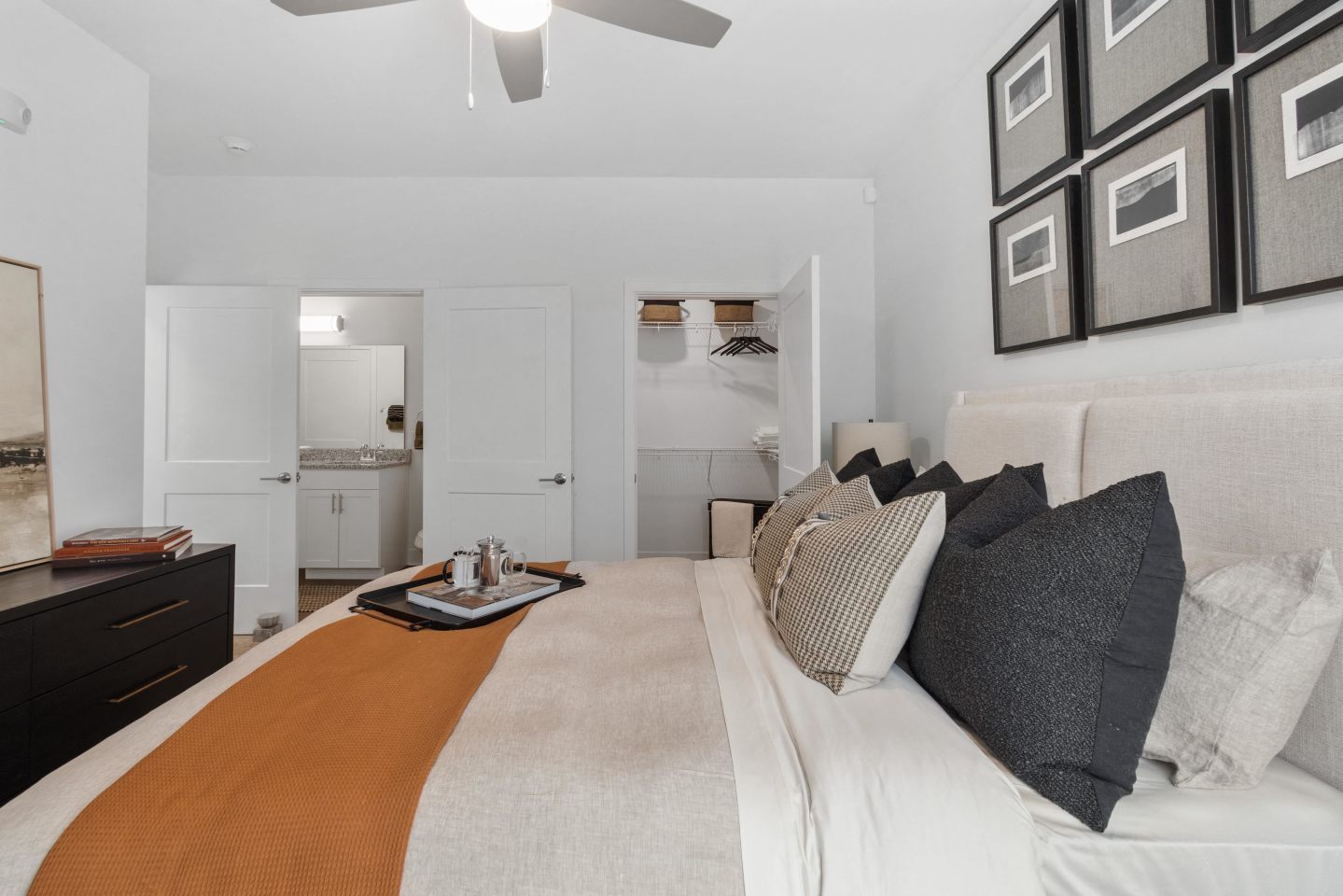 Center Point Apartments Image 18